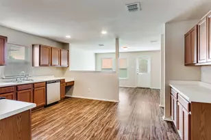 321 Silver Lake Trail, Fort Worth, TX 76140 - Photo 3