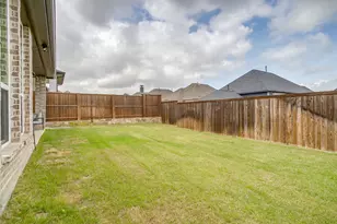 4817 Iron Clb Ln, Carrollton, TX 75010 - Photo 39