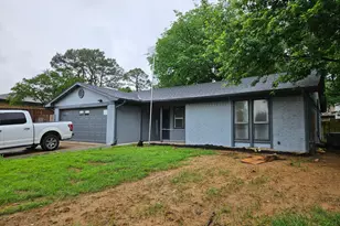 2105 Sagebrush Trail, Grapevine, TX 76051 - Photo 1