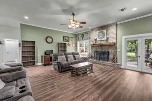 115 Deerfield Rd, Paradise, TX 76073 - Photo 5