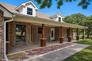 115 Deerfield Rd, Paradise, TX 76073 - Photo 1
