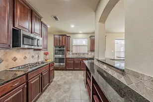 3329 Count Dr, Fort Worth, TX 76244 - Photo 7