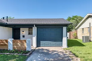 617 NW Newton Dr, Burleson, TX 76028 - Photo 3