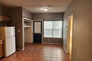 3001 Newport Ave, Denton, TX 76209 - Photo 9