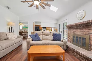 1738 Glouchester Dr, Garland, TX 75044 - Photo 3