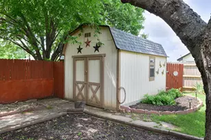 1516 Clover Ln, Granbury, TX 76048 - Photo 19