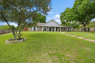 1814 Lakeridge Drive, Weatherford, TX 76087 - Photo 3