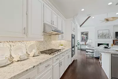 6620 Myrtle Beach Drive, Plano, TX 75093 - Photo 9