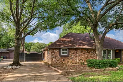 2104 Riverforest Court, Arlington, TX 76017 - Photo 3