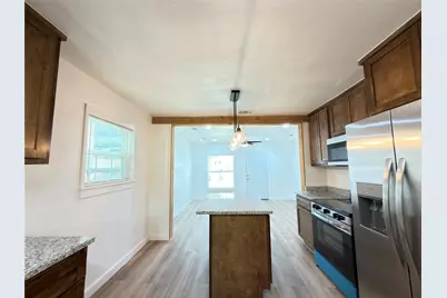 1804 Andrew Avenue, Fort Worth, TX 76105 - Photo 9