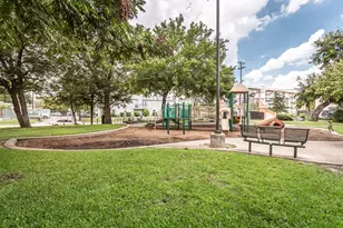1901 N Fitzhugh Ave, Dallas, TX 75204 - Photo 27