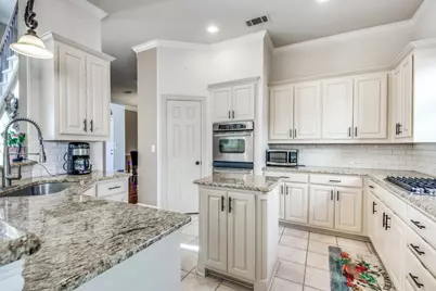 5928 Broadmoor Drive, Plano, TX 75093 - Photo 11