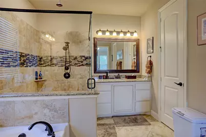 2819 Terrosa Road, Grand Prairie, TX 75054 - Photo 17