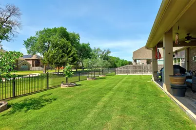2819 Terrosa Road, Grand Prairie, TX 75054 - Photo 29