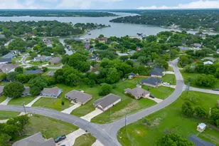 1311 E Apache Trail, Granbury, TX 76048 - Photo 3