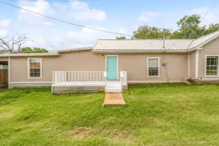 1391 N Paddock St, Stephenville, TX 76401 - Photo 5