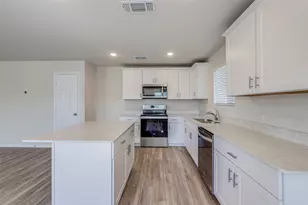 877 Table Rock St, Princeton, TX 75407 - Photo 5