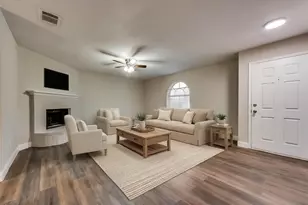 548 Asbury Dr, Saginaw, TX 76179 - Photo 3