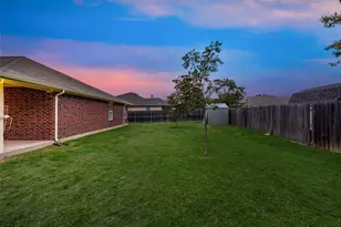 548 Asbury Dr, Saginaw, TX 76179 - Photo 21