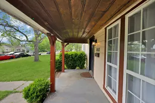 2117 Grace Ave, Fort Worth, TX 76111 - Photo 5
