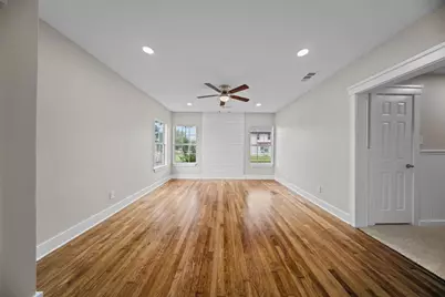 1001 W Lampasas Street, Ennis, TX 75119 - Photo 9