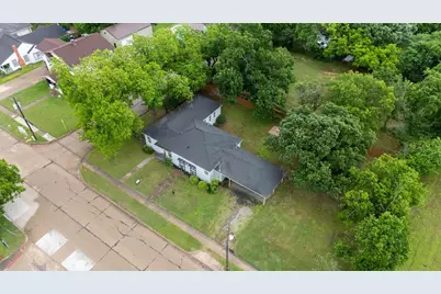 1001 W Lampasas Street, Ennis, TX 75119 - Photo 39