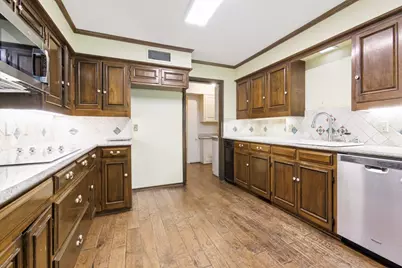 7026 Dartbrook Drive, Dallas, TX 75254 - Photo 11