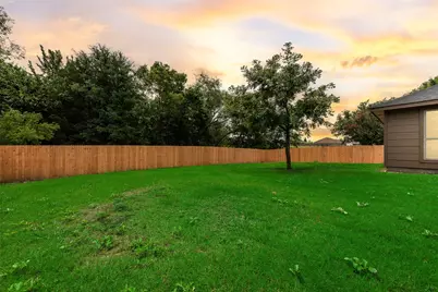 2718 Mossglen Drive, Dallas, TX 75227 - Photo 23