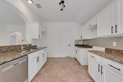 2718 Mossglen Drive, Dallas, TX 75227 - Photo 9