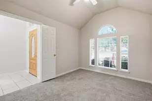 1121 SW Hillside Dr, Burleson, TX 76028 - Photo 13