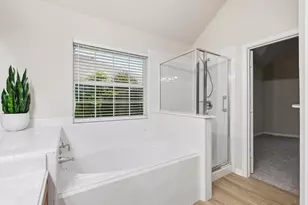 1121 SW Hillside Dr, Burleson, TX 76028 - Photo 21