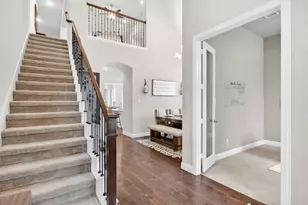 13797 French Creek Ln, Frisco, TX 75035 - Photo 5