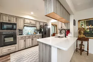 8226 Hunnicut Rd, Dallas, TX 75228 - Photo 7
