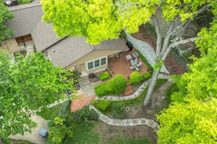 8226 Hunnicut Rd, Dallas, TX 75228 - Photo 29