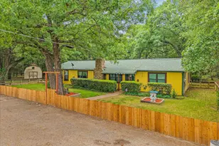 1879 Co Rd 3302, Greenville, TX 75402 - Photo 35