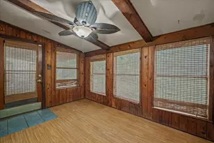 1879 Co Rd 3302, Greenville, TX 75402 - Photo 17
