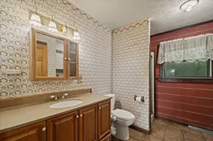 1879 Co Rd 3302, Greenville, TX 75402 - Photo 11