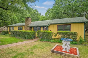1879 Co Rd 3302, Greenville, TX 75402 - Photo 1