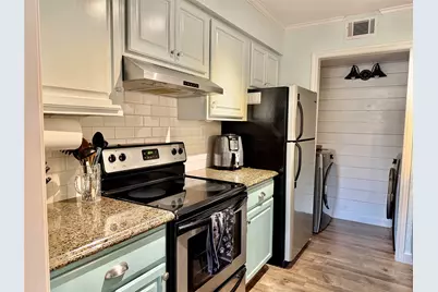 16301 Ledgemont Lane #181, Addison, TX 75001 - Photo 9