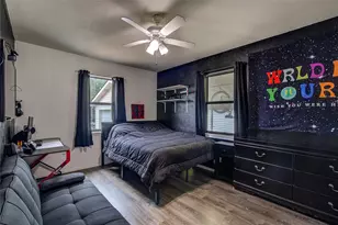 210 E Cook St, Josephine, TX 75189 - Photo 21
