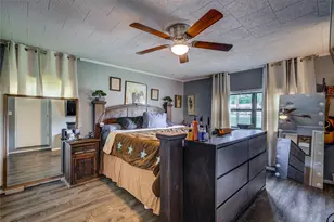 210 E Cook St, Josephine, TX 75189 - Photo 17