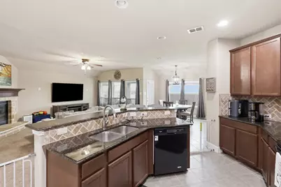 4720 Lazy Oaks Street, Fort Worth, TX 76244 - Photo 9