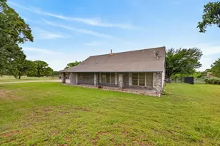 4609 Slayton Rd, Cleburne, TX 76031 - Photo 5