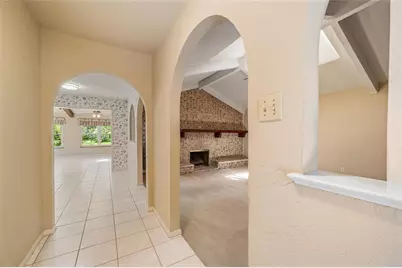 104 W Oak Valley Drive, Colleyville, TX 76034 - Photo 5