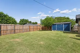 2217 Shady Brook Dr, Bedford, TX 76021 - Photo 33