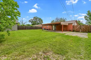 15138 Marsha Dr, Balch Springs, TX 75180 - Photo 17