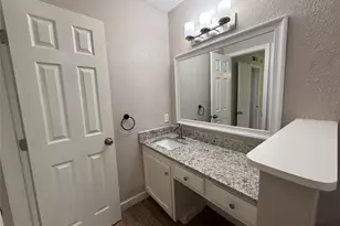 817 Camino Ct, Grand Prairie, TX 75052 - Photo 25