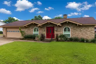 6316 Tosca Dr, Haltom City, TX 76180 - Photo 3