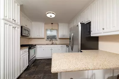 6316 Tosca Drive, Haltom City, TX 76180 - Photo 9