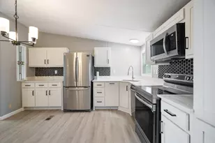 11573 Thistle Ln, Justin, TX 76247 - Photo 7
